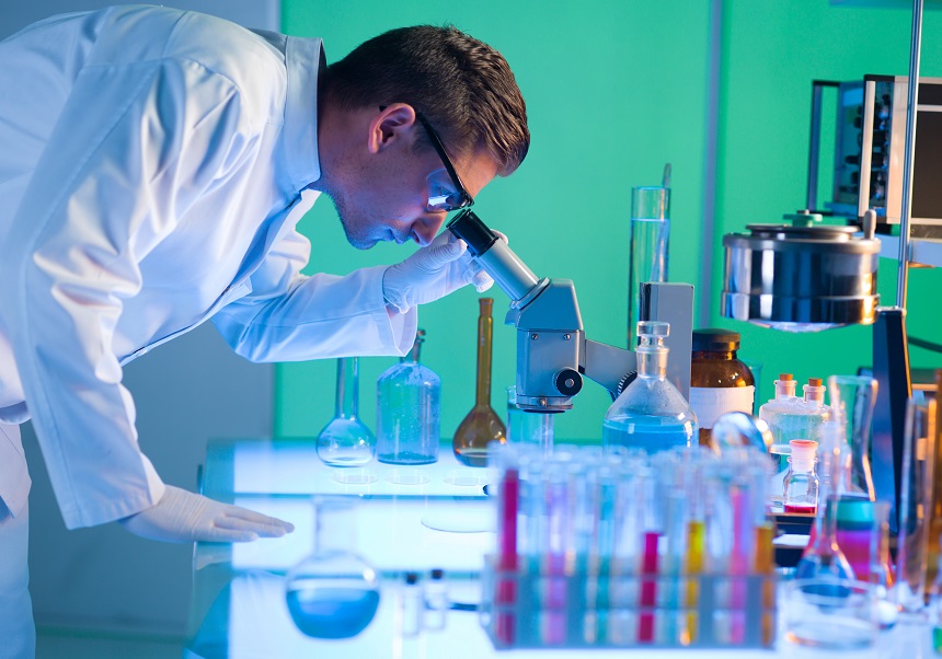 Imatge d'un laboratori d'electrònica